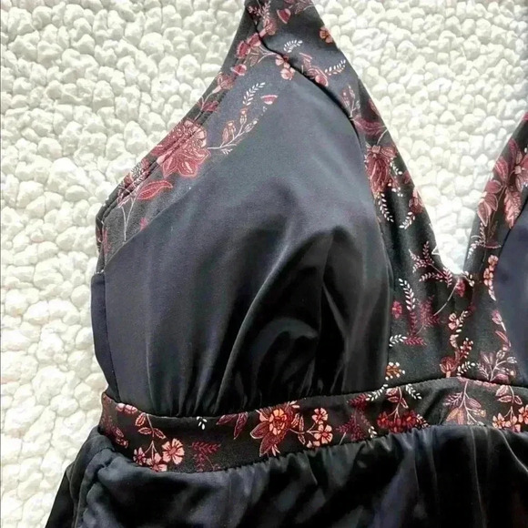 Swim By Cacique Black/Floral Tummy Control Deep V Tankini Swimming Suit Size 16 - Picture 4 of 12